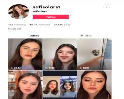 Sofia is also popular on TikTok and earned more than 46,3000 followers as of 2020. She often pots makeup and short-form videos there.